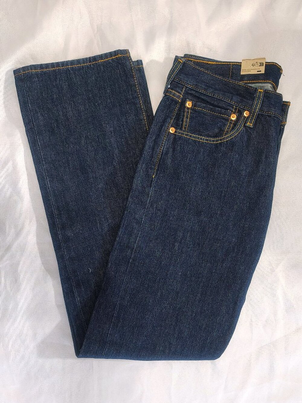 NWT Mens Levis 501 Size 32x32 Color Blue Jeans